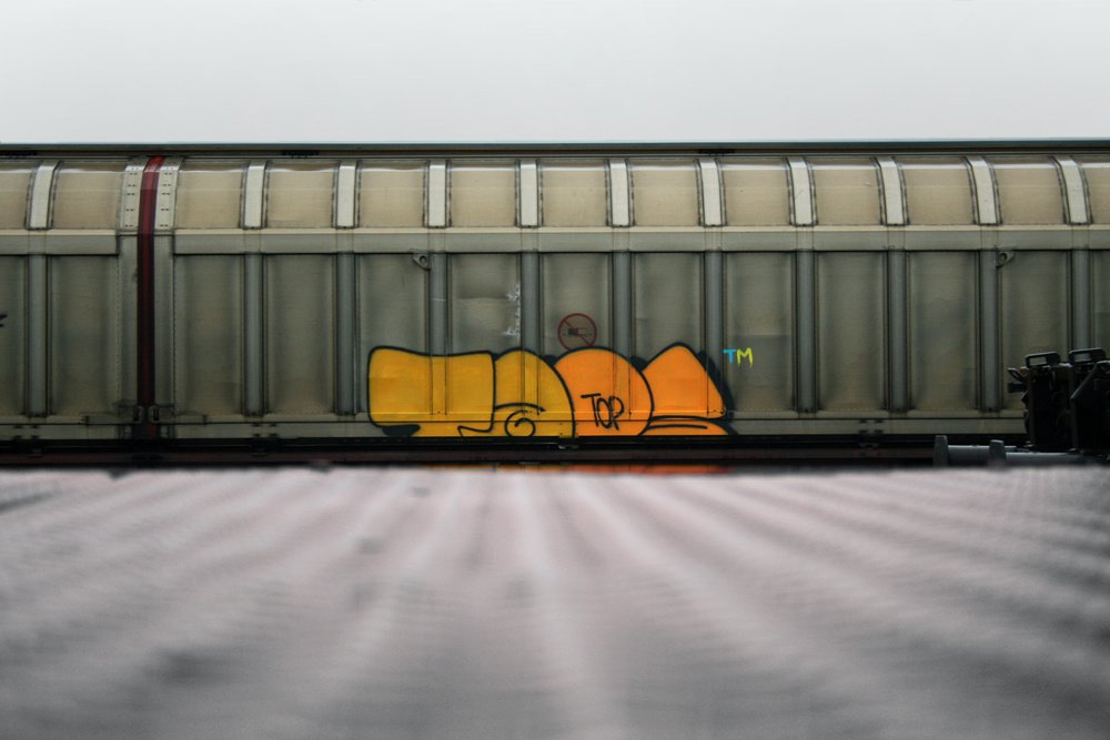 Graffiti Train - Photo by Marieundjana - taps