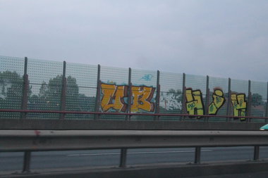 Graffiti Bombing - Photo by Marieundjana - uh, hih