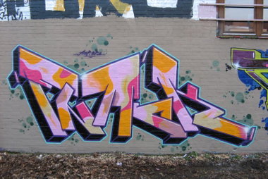 Graffiti Wall - Photo by Marieundjana - fnack