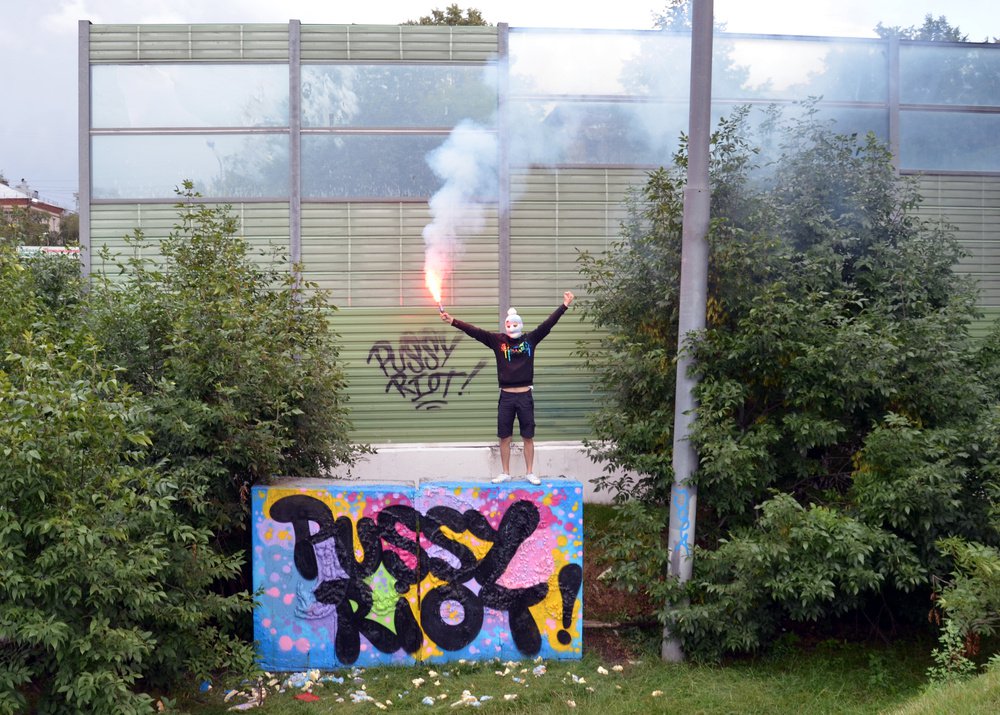 Graffiti Bombing - Photo by Marieundjana - pussy, riot