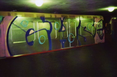 Graffiti Train - Photo by Marieundjana - ghs