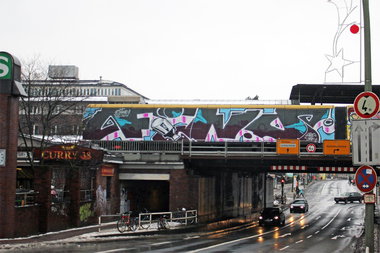 Graffiti Train - Photo by Marieundjana