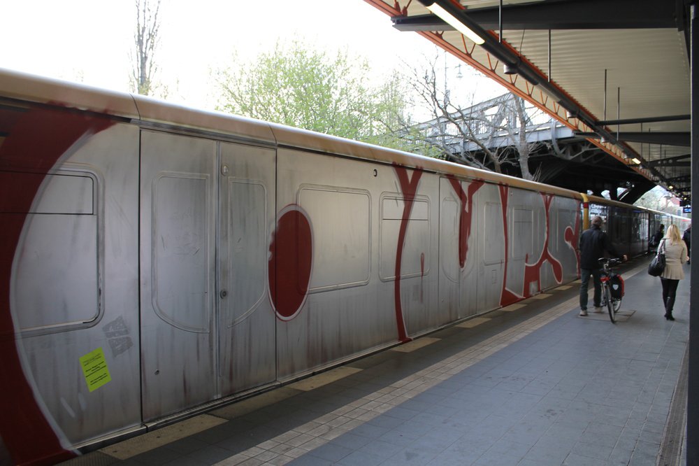 Graffiti Train - Photo by Marieundjana - oups