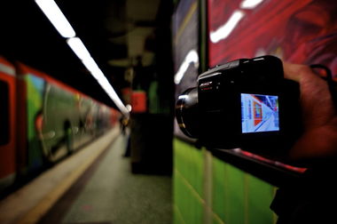 Graffiti Artwork - Photo by Marieundjana