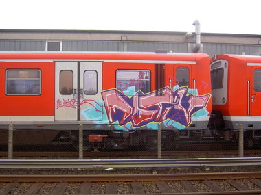 Graffiti Train - Photo by Marieundjana - motiv