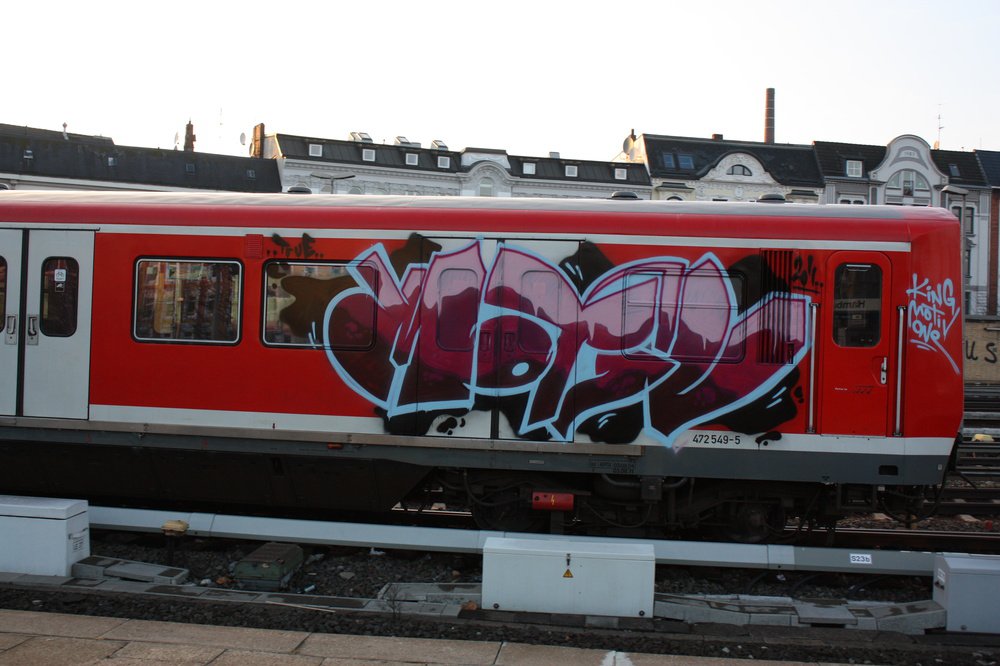 Graffiti Train - Photo by Marieundjana - motiv