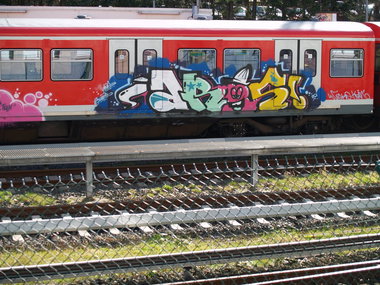 Graffiti Train - Photo by Marieundjana