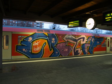 Graffiti Train - Photo by Marieundjana - motiv