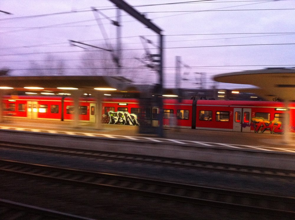 Graffiti Train - Photo by Marieundjana - fbn