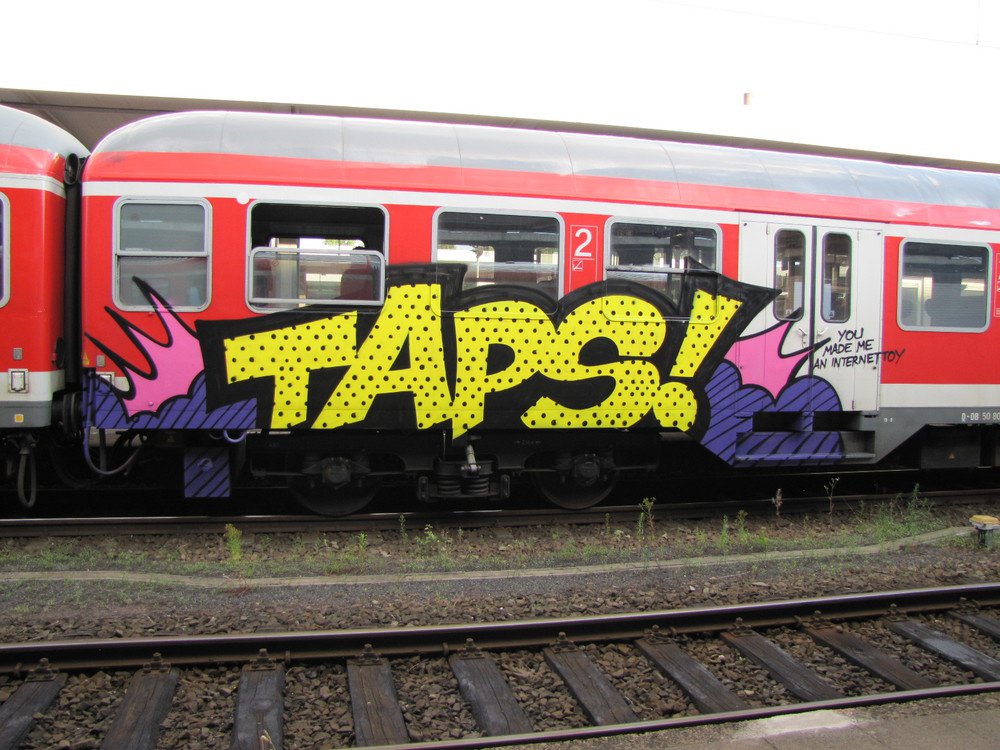 Graffiti Train - Photo by Marieundjana - taps