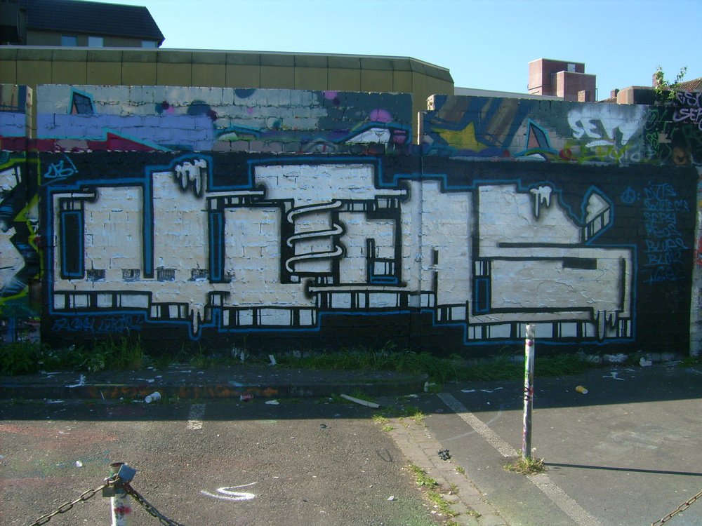 Graffiti Wall - Photo by Marieundjana - ultras