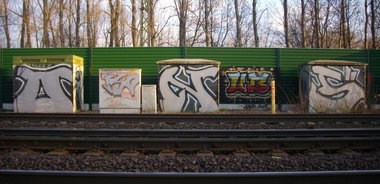 Graffiti Bombing - Photo by Marieundjana - iso, ons, ub