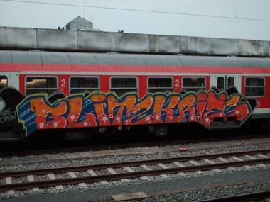Graffiti Train - Photo by Marieundjana - bk