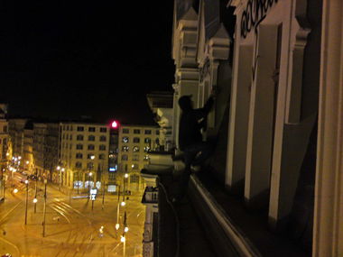 Graffiti Artwork - Photo by Marieundjana