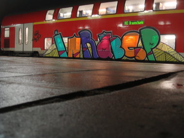Graffiti Train - Photo by Marieundjana - imr, abcp