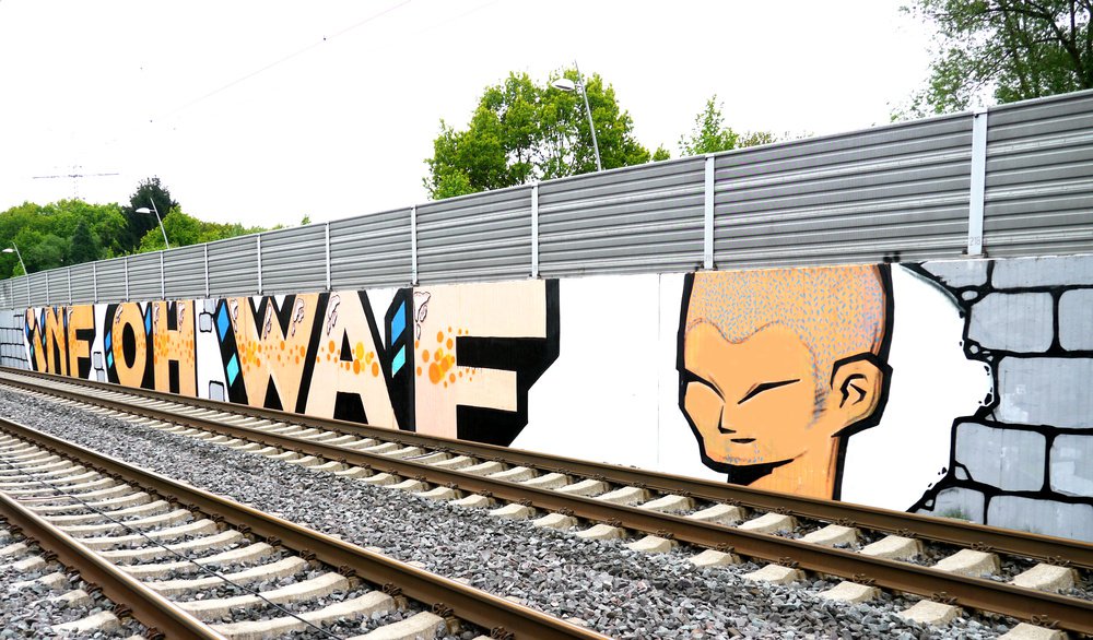 Graffiti Bombing - Photo by Marieundjana - inf.oh, waf