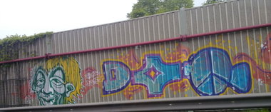 Graffiti Bombing - Photo by Marieundjana - dq