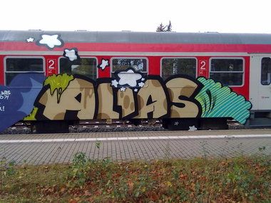 Graffiti Train - Photo by Marieundjana - alias