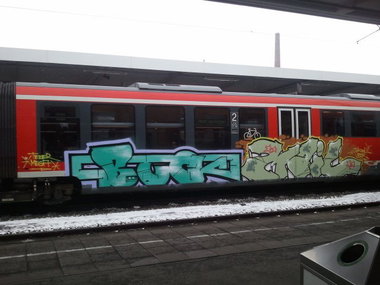 Graffiti Train - Photo by Marieundjana