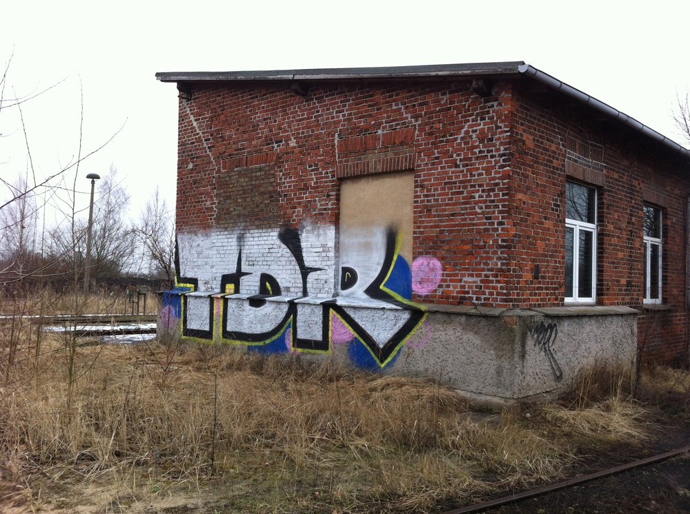 Graffiti Bombing - Photo by Marieundjana - tdr