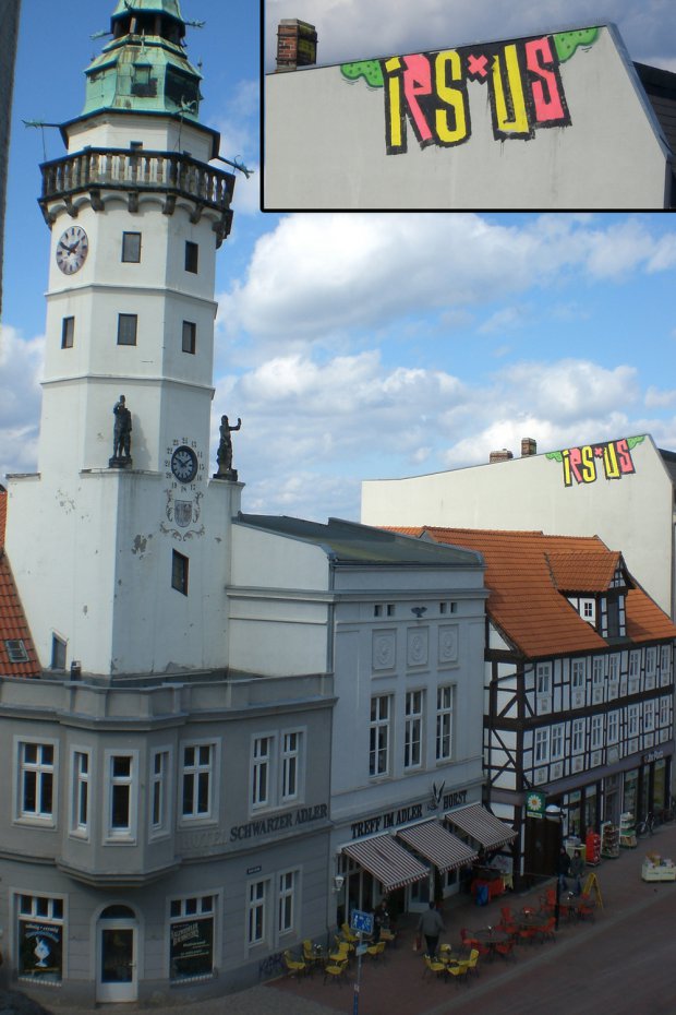 Graffiti Artwork - Photo by Marieundjana - ips, us