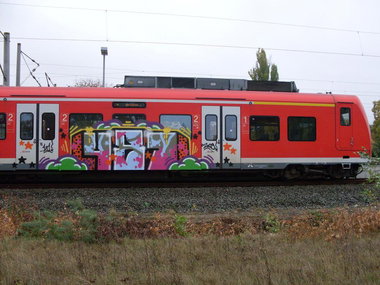Graffiti Train - Photo by Marieundjana - 481