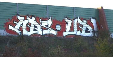 Graffiti Bombing - Photo by Marieundjana - abs, ub