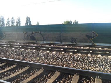 Graffiti Bombing - Photo by Marieundjana - iso