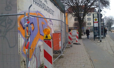 Graffiti Bombing - Photo by Marieundjana - dq
