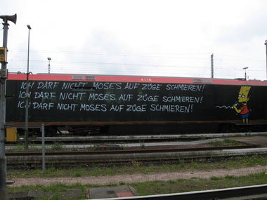 Graffiti Train - Photo by Marieundjana - moses