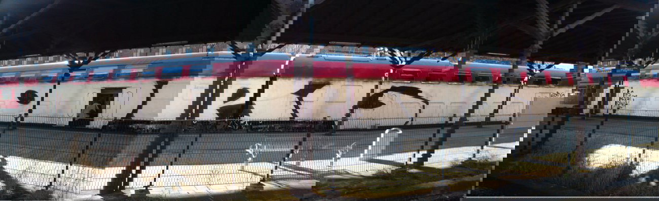 Graffiti Train - Photo by Marieundjana - org