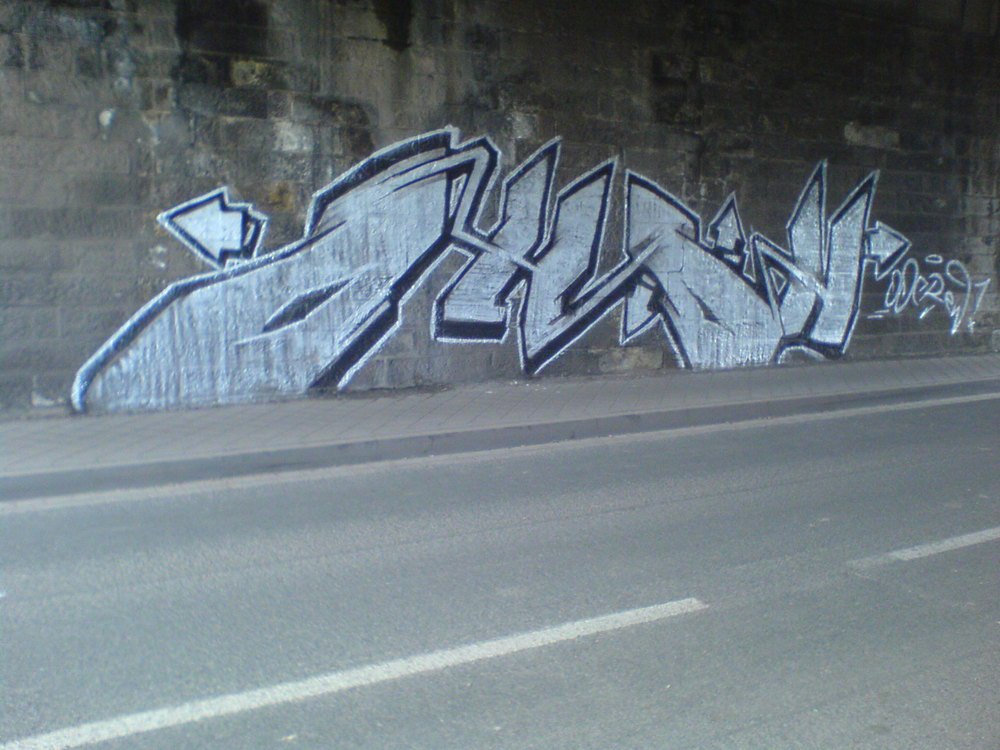 Graffiti Bombing - Photo by Marieundjana - ohoh