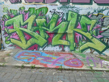 Graffiti Wall - Photo by Marieundjana - brk