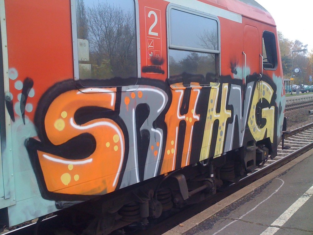 Graffiti Train - Photo by Marieundjana - srh, hng