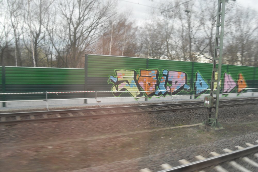 Graffiti Bombing - Photo by Marieundjana - said, ains