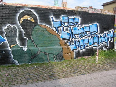 Graffiti Wall - Photo by Marieundjana