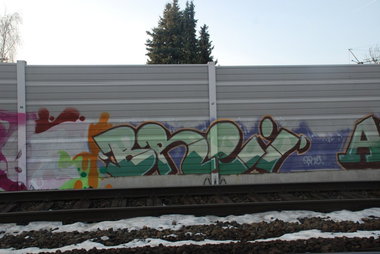 Graffiti Bombing - Photo by Marieundjana - brei