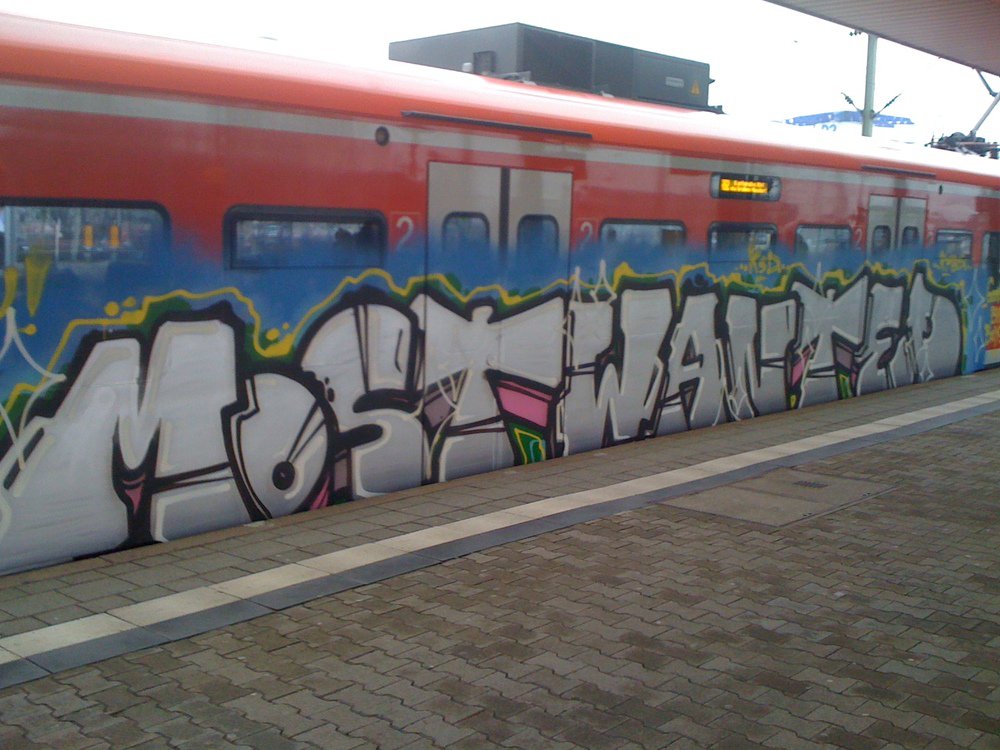 Graffiti Train - Photo by Marieundjana - mostwanted