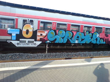 Graffiti Wall - Photo by Marieundjana - topsprayer