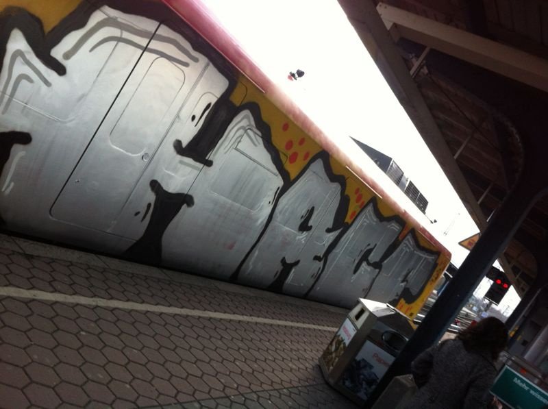 Graffiti Train - Photo by Marieundjana - hacf