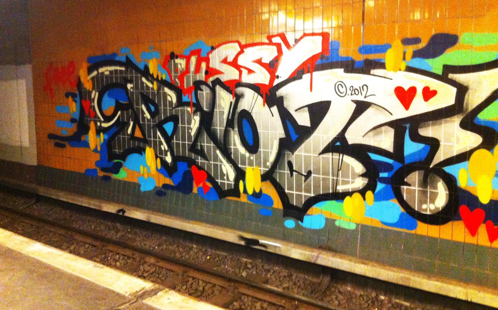 Graffiti Bombing - Photo by Marieundjana - free, pussy, riot