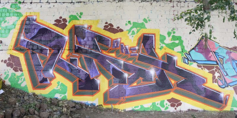 Graffiti Wall - Photo by Marieundjana - fnack