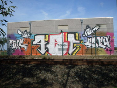 Graffiti Bombing - Photo by Marieundjana - 481, ruin, kurs