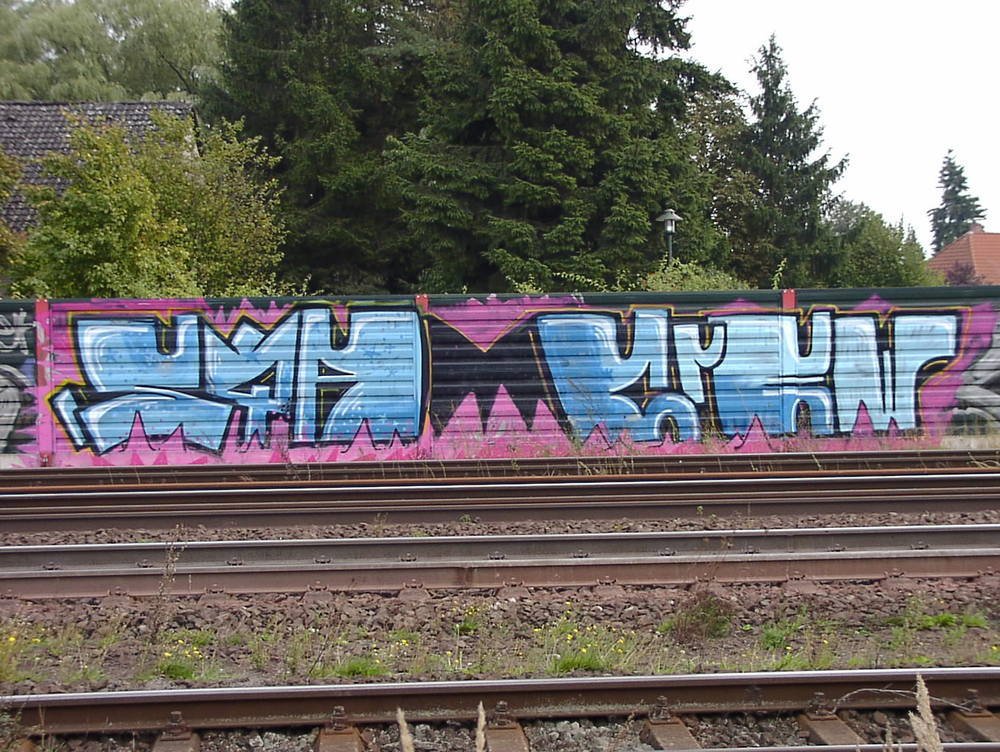 Graffiti Bombing - Photo by Marieundjana - sqa