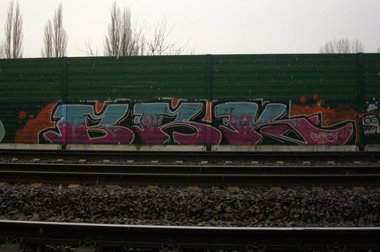 Graffiti Bombing - Photo by Marieundjana - brk