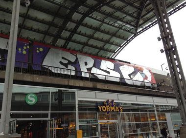 Graffiti Train - Photo by Marieundjana - epsc