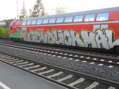 Graffiti Train - Photo by Marieundjana - abm