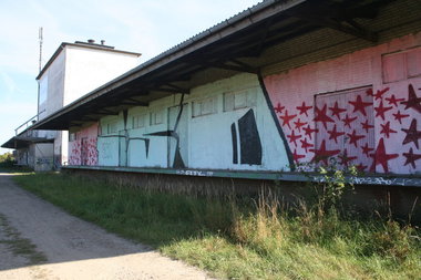 Graffiti Bombing - Photo by Marieundjana - iso