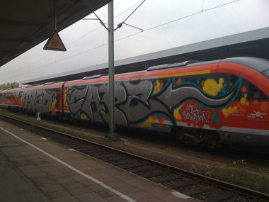 Graffiti Train - Photo by Marieundjana - pasd, capz
