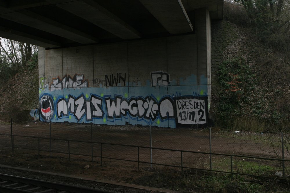 Graffiti Bombing - Photo by Marieundjana